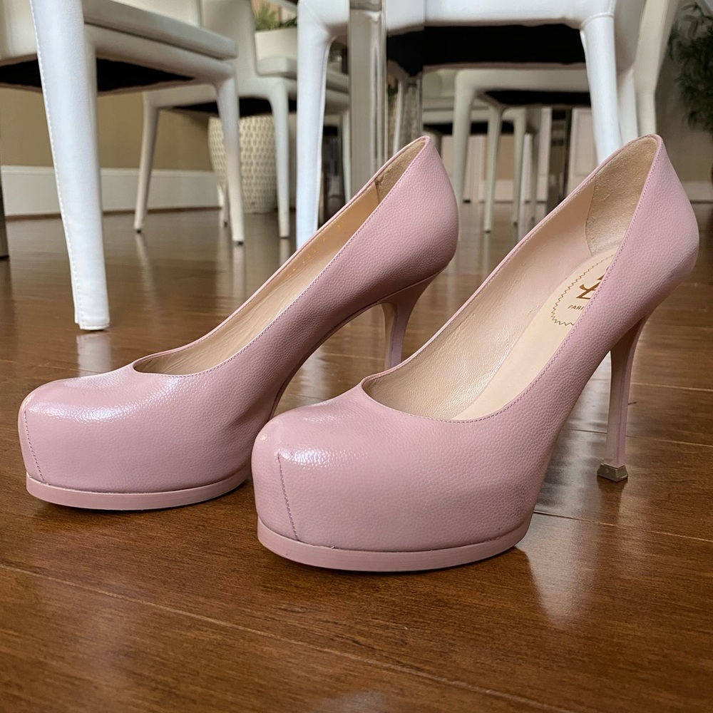 Yves Saint Laurent Tribute Two Platform Pumps
